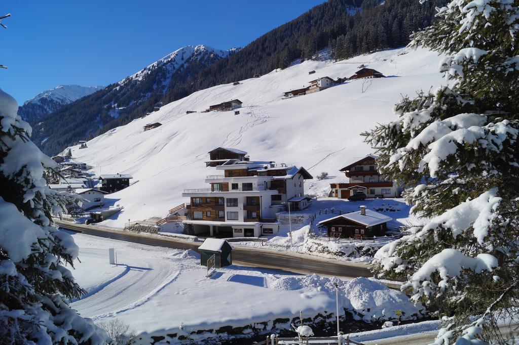 Alps Tux Apartment Exterior photo